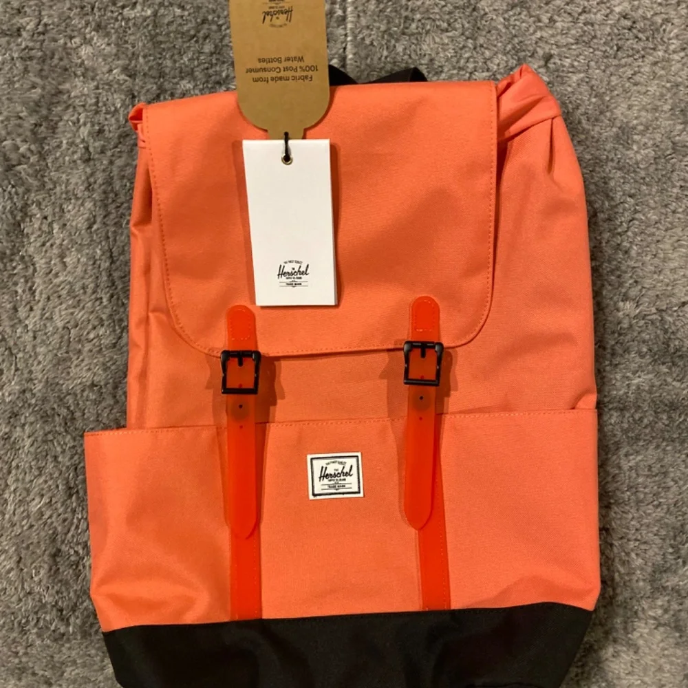 Backpack - Picture 4 of 4